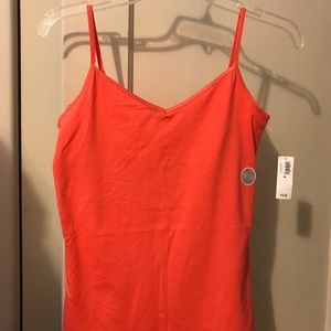 NWT Old Navy camisole w/ built-in bra